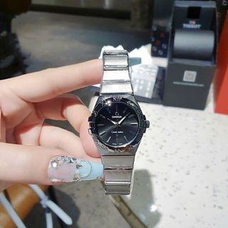 SALE BỎ MẪU ĐỒNG HỒ NAM NỮ TRUNG CẤP ÔMEGHA DÂY THÉP VIỀN LA MÃ