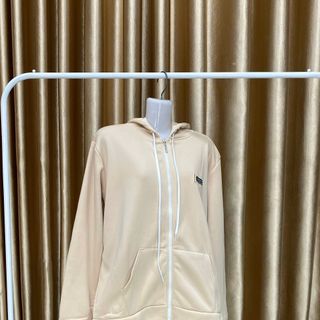 Áo Khoác Nỉ Thêu Unisex WZS - Phong Cách và Đang Xu Hướng