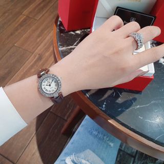 SALE BỎ MẪU ĐỒNG HỒ NỮ THỜI TRANG RODAL DÂY DA MẶT HOA MINI