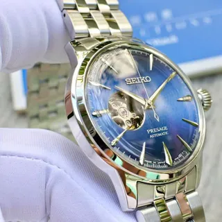 Seiko cơ, kính cong