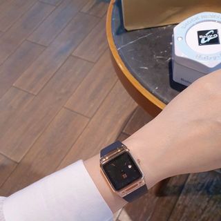 SALE BỎ MẪU ĐỒNG HỒ NỮ THỜI TRANG GUO VUÔNG CAO SU