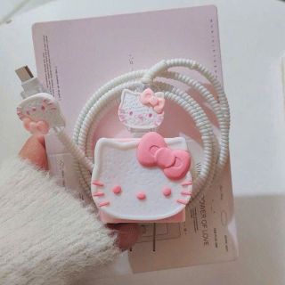 Bọc sạc stiker helokitty