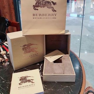 ĐỒNG HỒ NỮ SIÊU CẤP PUBBERRY DA SỌC MẶT CHỮ NHẬT KÍNH SAPHIRE