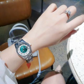SALE BỎ MẪU ĐỒNG HỒ NỮ THỜI TRANG DAVÊNA MẶT TRÒN LA MÃ VIỀN ĐÁ