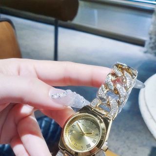 SALE BỎ MẪU ĐỒNG HỒ NỮ THỜI TRANG MICHAEL K LẮC DÂY ĐÁ ĐÍNH HỘT