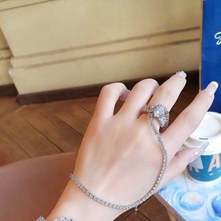 SET ĐỒNG HỒ NỮ CHÍNH HÃNG FUNMEI MẶT HOA ĐÍNH ĐÁ PHA LÊ FULLBOX TEM