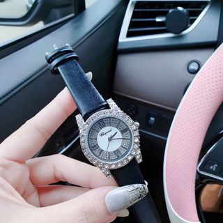 SALE BỎ MẪU ĐỒNG HỒ NỮ THỜI TRANG CHOBARD DÂY DA VIỀN HỘT