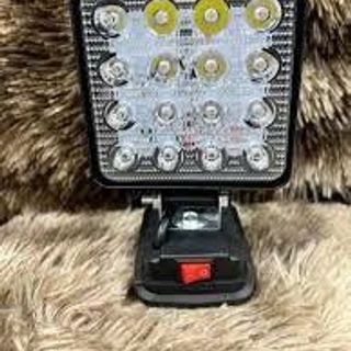 ĐÈN PHA 16 LED SỬ DỤNG PIN MÁY KHOAN CHÂN PHỔ PHÔNG