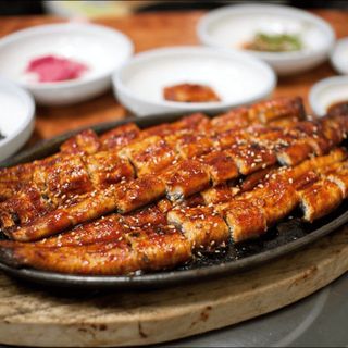 Lươn Tẩm Gia Vị Nướng Trên Lửa Than - Ăn Ngon Nhanh Tiện Lợi 260g