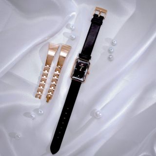 SET SWA 𝐔𝐩𝐭𝐨𝐰𝐧 𝐖𝐚𝐭𝐜𝐡 giá sỉ