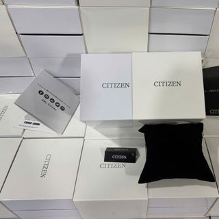 Hộp đồng hồ Citizen gối nhung