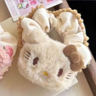 CỘT TÓC NHỒI BÔNG KITTY MELODY
