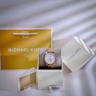 MICHA KOR 𝐋𝐚𝐲𝐭𝐨𝐧 𝐖𝐚𝐭𝐜𝐡 𝟑𝟖𝐦𝐦 𝐌𝐊𝟐𝟗𝟏𝟎 𝐌𝐊𝟐𝟗𝟏𝟏