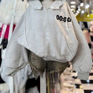 ÁO HOODIES ZIP BOXY CÓ NÚT BẤM, THÊU LOGO 00:00 CÓ TÚI TRONG UNISEX CÁ TÍNH, NĂNG ĐỘNG, NAM NỮ MẶC ĐỀU ĐƯỢC