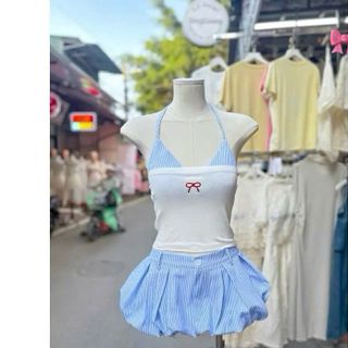 Set Đi Biển 3 Món Áo Quây + Bra Phối Quần Đùi Bí Xếp Li