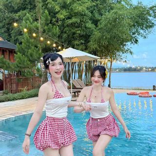 Set Đi Biển 3 Món Áo Quây + Bra Phối Quần Đùi Bí Xếp Li