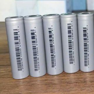 Pin lishen 18650 2000mah, 10c/20A - pin đóng máy khoan, dòng xả cao