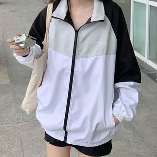 Áo Khoác Dù Nam Nữ 2 Lớp Cổ Trụ Họa Tiết Chữ TEELAB Phối 3 Màu Nổi Cực Hot Trend