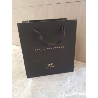 THANH LÝ TÚI GIẤY DANIEL W CAO CẤP TO