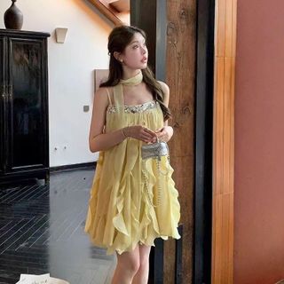 (SẴN VÀNG M) Váy 2 dây bèo cao cấp hàng L1 2 màu Hồng đỗ và vàng nhạt ảnh thật
