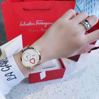 ĐỒNG HỒ NỮ CAO CẤP XALVATORE DÂY DA MẶT TRÒN HÌNH TRÁI TIM