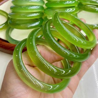 Vòng tay chacledony khởi quang