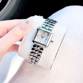 ĐỒNG HỒ NỮ CHÍNH HÃNG SCOTIE MẶT VUÔNG FULLBOX
