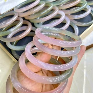 Vòng tay chalcedony hồng phớt xanh ni 56 đến 59