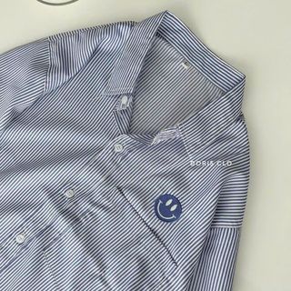 Áo sơ mi kẻ sọc nữ form rộng kiểu basic Hàn Quốc cao cấp thêu logo Mặt Cười