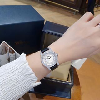ĐỒNG HỒ NỮ CAO CẤP CHOBARD DÂY DA LỤA VIỀN HỘT XOÀN NHÂN TẠO