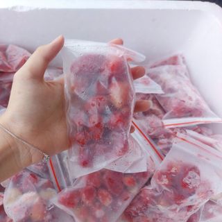 Dâu Tây Túi 100gr Cấp Đông