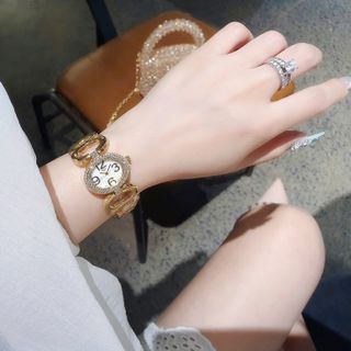 SALE BỎ MẪU ĐỒNG HỒ NỮ THỜI TRANG TIXOT DÂY LẮC MẶT OVAN VIỀN HỘT