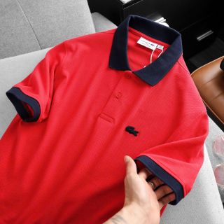 Polo nam. Chất vải xuất dư, mịn đẹp dày dặn. Sờ vải là thích. Logo caosu sắc nét Phối cổ trẻ trung. Đơn giản