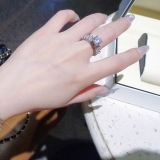 SALE BỎ MẪU ĐỒNG HỒ NỮ THỜI TRANG TRANEL DÂY VÀNG NGỌC TRAI 5445