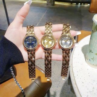 SALE BỎ MẪU ĐỒNG HỒ NỮ THỜI TRANG MICHAEL K DÂY VẢY CÁ