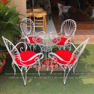 Ghế sắt đuôi công ghế sắt mỹ nghệ ghế sắt đặt