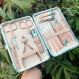 Bộ cắt móng hồng 18 chi tiết