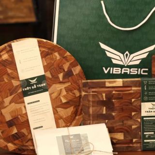 Thớt gỗ Teak Vibasic kích thước 300x200x25mm có lỗ treo