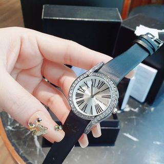 SALE BỎ MẪU ĐỒNG HỒ NỮ NỘI ĐỊA TRUNG MICHNA KASS DÂY DA ĐEN