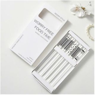 Hộp 5 Đôi Đũa Sứ Nhật Cao Cấp, Không Ẩm Mốc