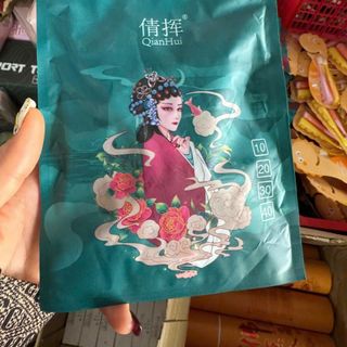 THANH LÝ LÔ 1 vạn gói khăn nén Mỗi gói 20 viên ( HÀNG THANH LÝ GIÁ ĐẸP KO ĐỢI)