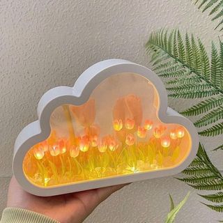 ĐÈN NGỦ HOA TULIP KÈM GƯƠNG TRANG ĐIỂM