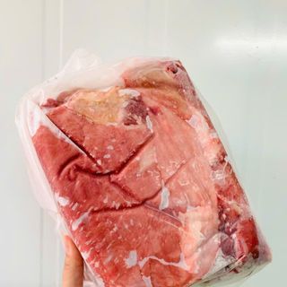 NẠC MÔNG LÓC GÂN