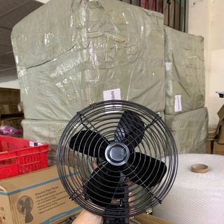 Quạt Tích Điện Lithium Đế Pin Mikita, Quạt Để Bàn Đế Pin Tiện Dụng