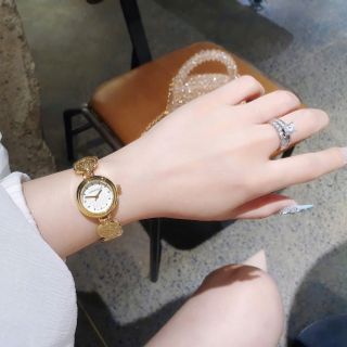 SALE BỎ MẪU ĐỒNG HỒ NỮ THỜI TRANG PUBBERRY DÂY VÀNG