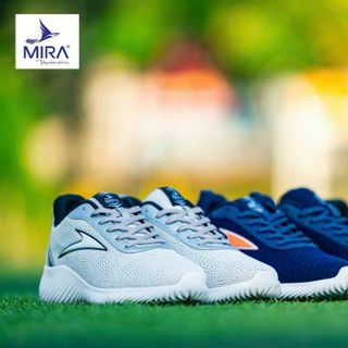 Giày đi bộ MIRA SKY 4. Thiết kế ôm chân. Bề mặt thoáng khí. Logo ép cắt độc đáo. Đế Falcon siêu nhẹ