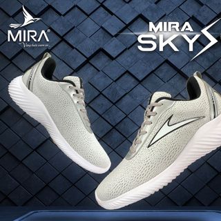 Giày đi bộ MIRA SKY 4. Thiết kế ôm chân. Bề mặt thoáng khí. Logo ép cắt độc đáo. Đế Falcon siêu nhẹ