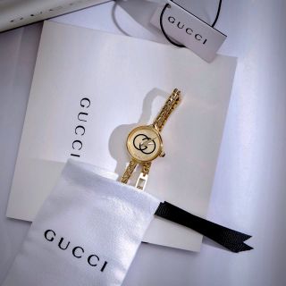 GUC -𝐆𝐨𝐥𝐝 𝐁𝐚𝐧𝐠𝐥𝐞 𝐕𝐢𝐧𝐭𝐚𝐠𝐞 𝐖𝐚𝐭𝐜𝐡