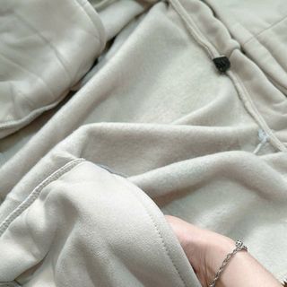 Áo Khoác Nỉ Boxy Lửng RCELO với Túi Trong và Nón Rộng Tôn Dáng Siêu Xinh