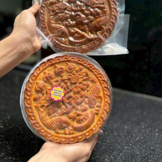 BÁNH TRUNG THU MOCHI KHOAI MÔN CHÀ BÔNG TRỨNG MUỐI SIÊU NGON 600G - WINNIE HOUSE
